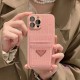 2024prada プラダスタイリッシュなデザインと実用性を兼ね備えた、大人女性向けの薄型iphone15ケース、送料無料で手に入る