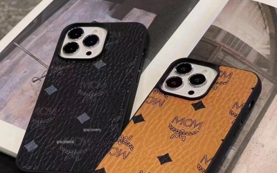 2024mcm エムシーエム贅沢なバーバリー風iphone15ケースが登場 高級puレザー素材が華やかさを際立たせ、洗練されたスタイルを演出